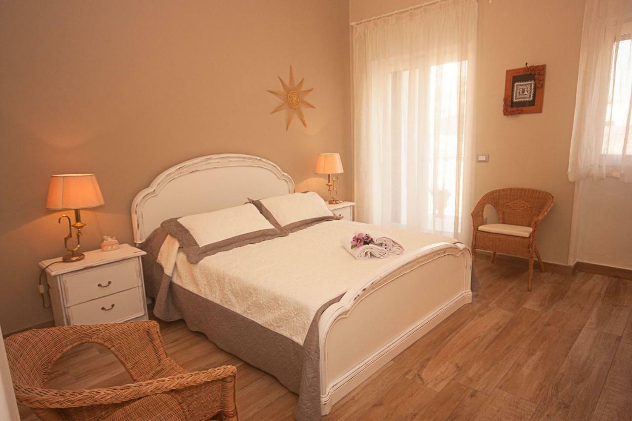 Il Punto A Maglie Hotel Luaran gambar